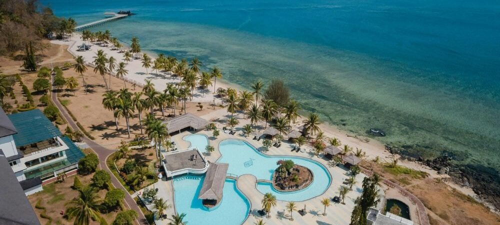 Beachfront Holiday Accommodation in Agnes Water: Complete Guide